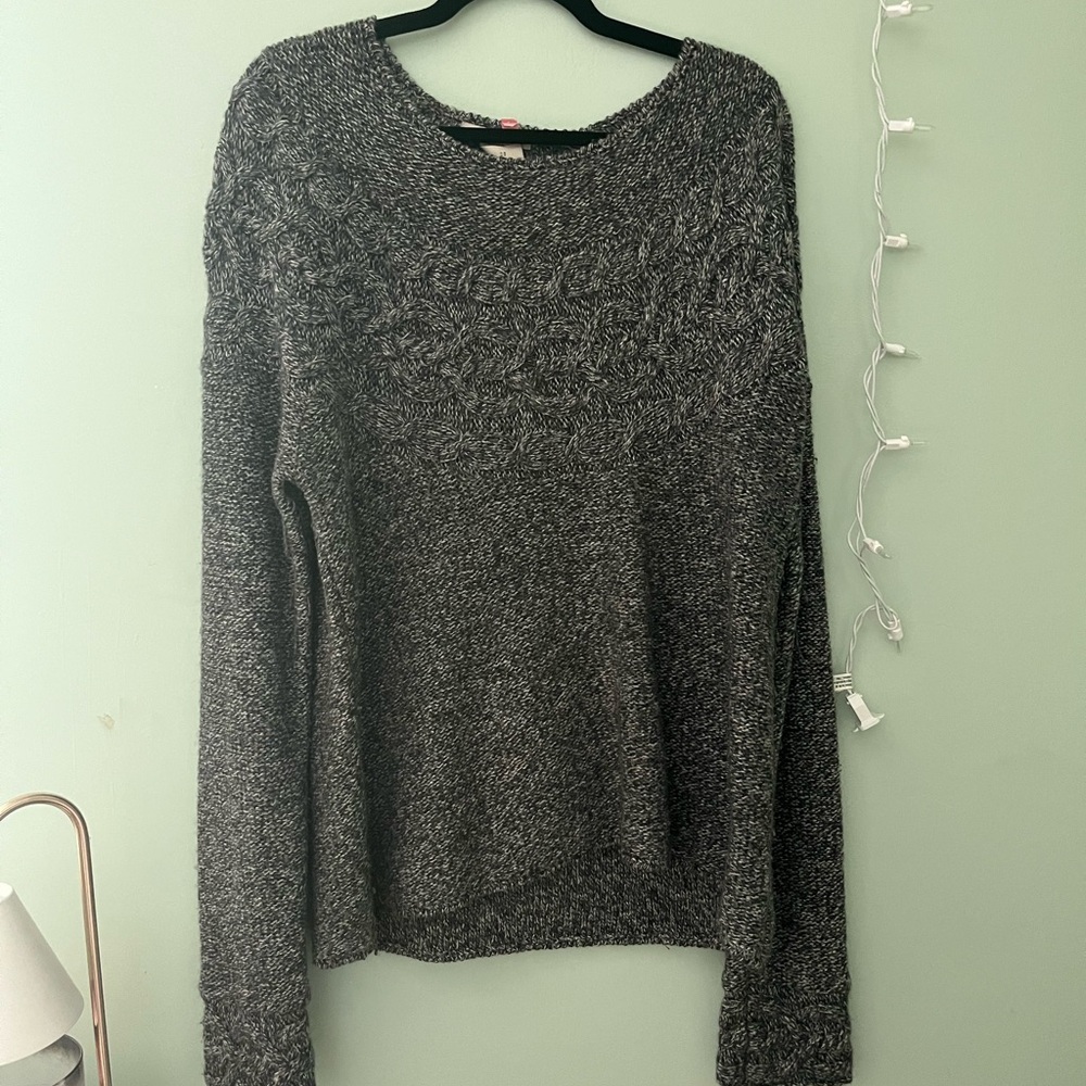 Lambs wool sweater